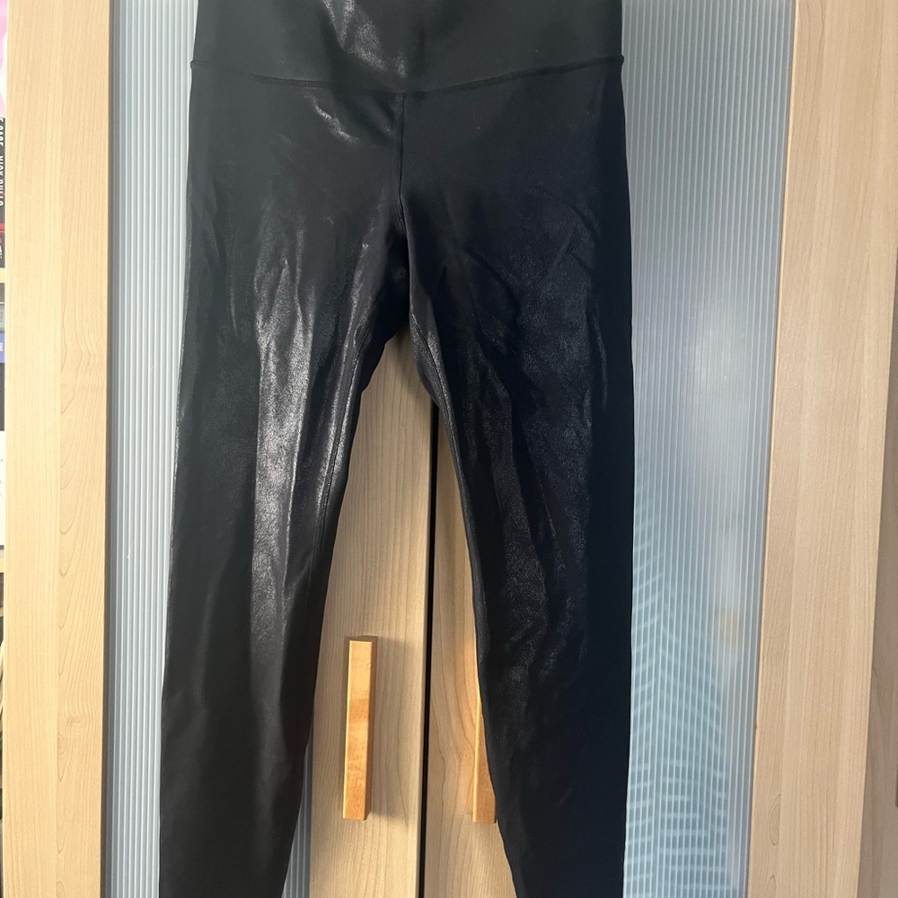 Knix High Rise Legging